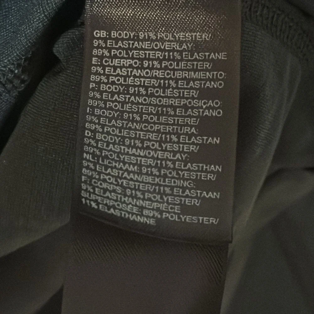 The North Face Mens FlashDry 1/4 Zip Long Sleeve Lightweight Gray XL
